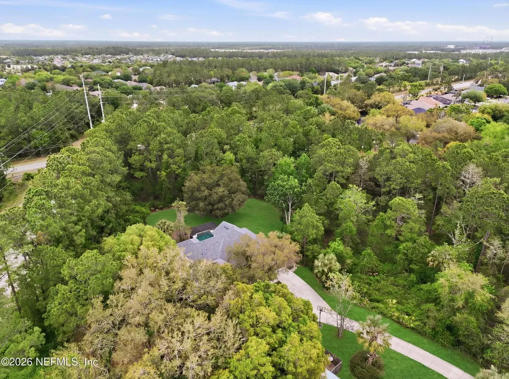 285 W Silverthorn Lane Ponte Vedra FL 32081