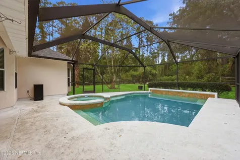 285 W Silverthorn Lane Ponte Vedra FL 32081
