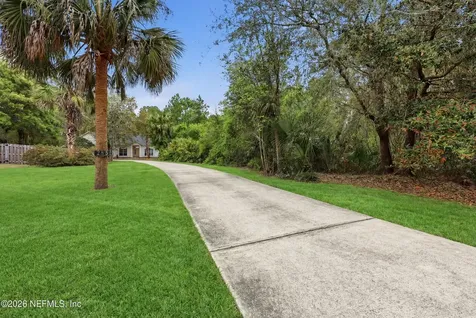 285 W Silverthorn Lane Ponte Vedra FL 32081