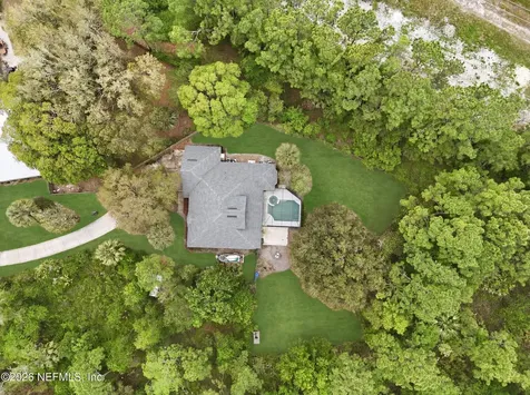 285 W Silverthorn Lane Ponte Vedra FL 32081