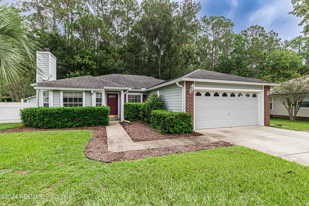 1527 Marble Lake Drive Jacksonville FL 32221
