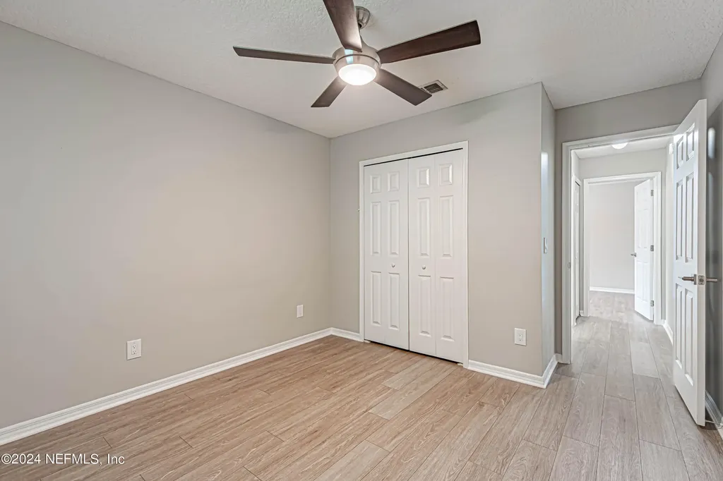 1527 Marble Lake Drive Jacksonville FL 32221