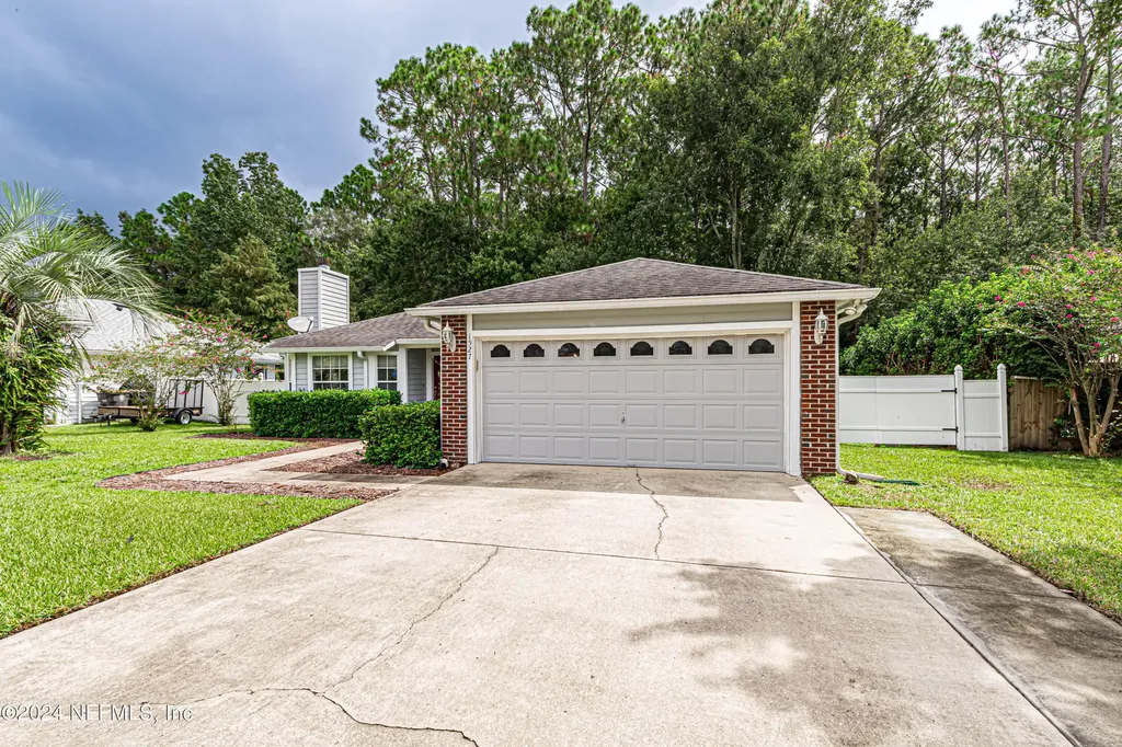 1527 Marble Lake Drive Jacksonville FL 32221