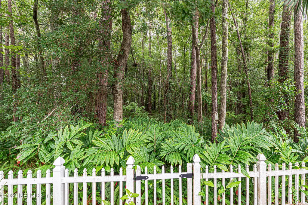 1527 Marble Lake Drive Jacksonville FL 32221