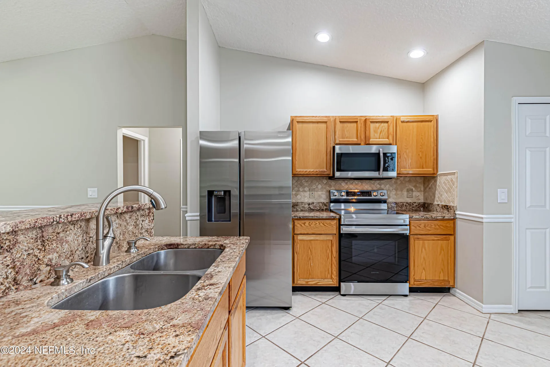 1527 Marble Lake Drive Jacksonville FL 32221