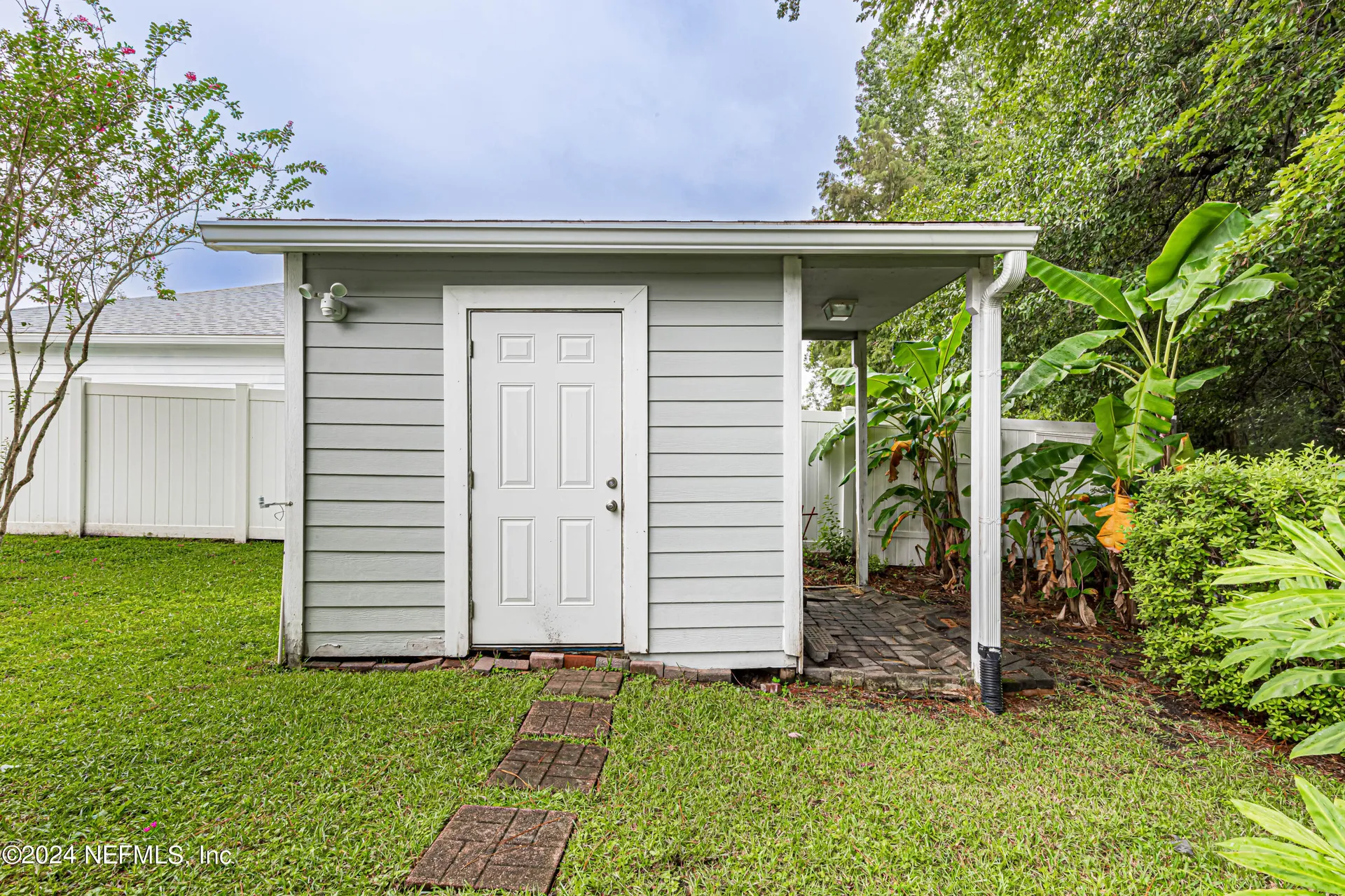 1527 Marble Lake Drive Jacksonville FL 32221