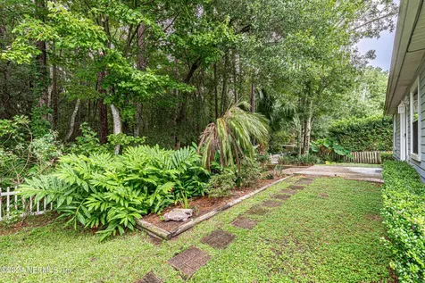 1527 Marble Lake Drive Jacksonville FL 32221
