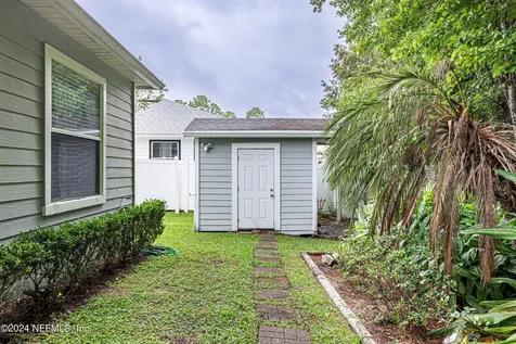 1527 Marble Lake Drive Jacksonville FL 32221