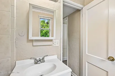 10592 Haverford Road Jacksonville FL 32218