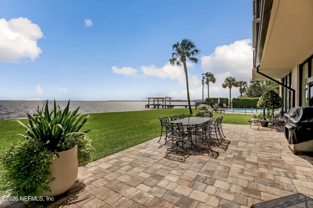 2970 Street Johns Avenue Jacksonville FL 32205
