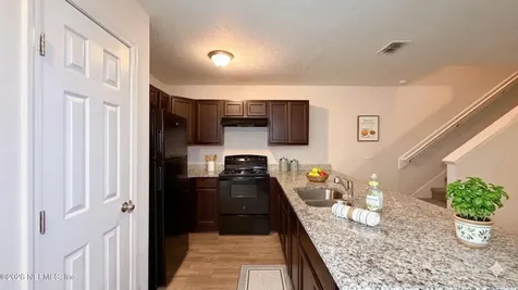 7836 Playschool Lane Jacksonville FL 32210