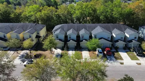 7836 Playschool Lane Jacksonville FL 32210