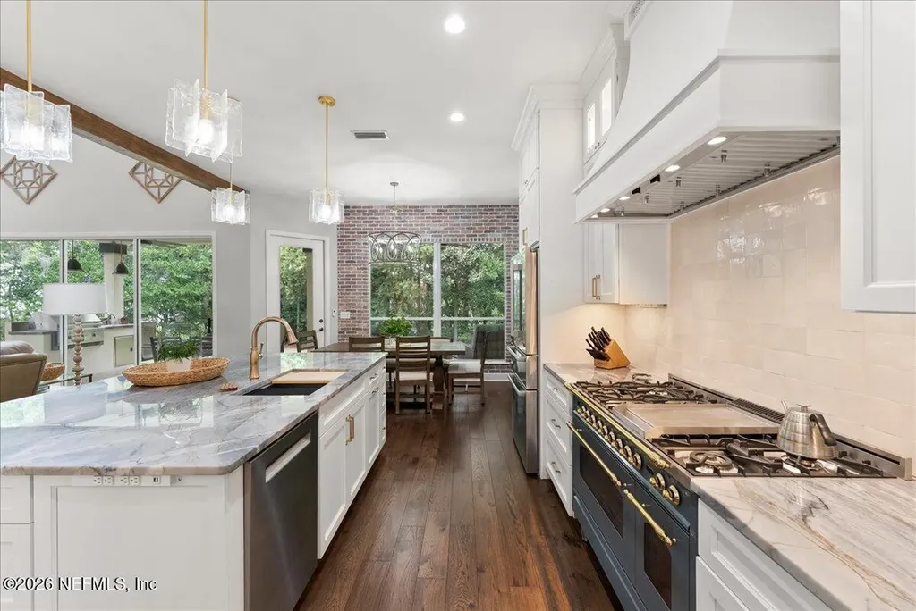 2566 Ferntree Lane Fleming Island FL 32003
