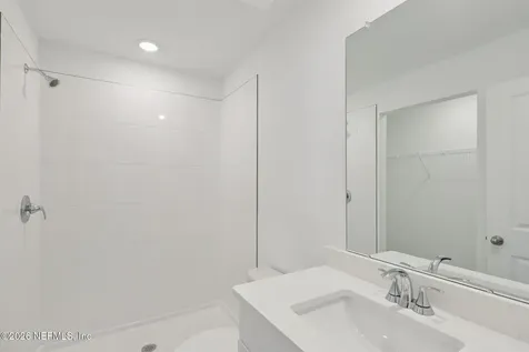 7402 Everett Forest Drive Jacksonville FL 32219