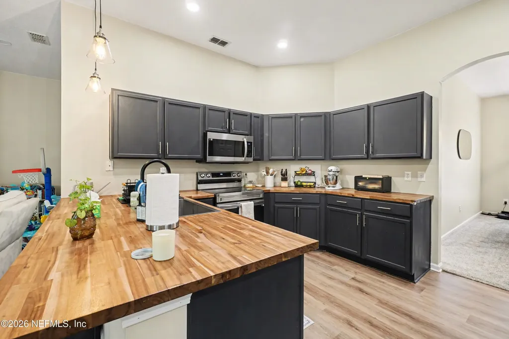 5663 Wolf Creek Drive Jacksonville FL 32222
