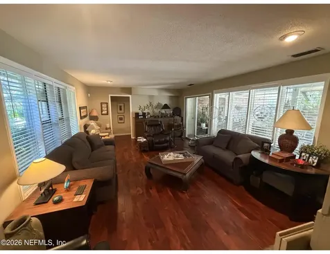 4034 River Valley Road S Jacksonville FL 32277