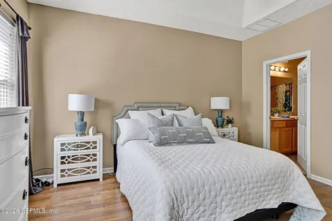 8629 Ribbon Falls Lane Jacksonville FL 32244