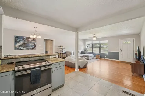 5112 Oakside Drive Jacksonville FL 32244