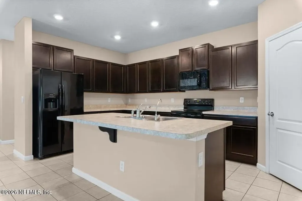 10971 Ventnor Avenue Jacksonville FL 32218