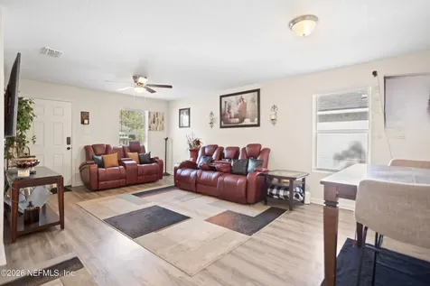 436 W 61st Street Jacksonville FL 32208