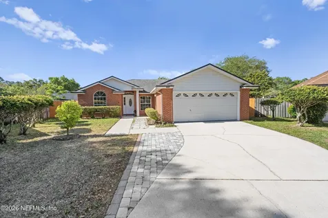 7668 Fawn Lake Drive N Jacksonville FL 32256