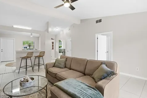 7668 Fawn Lake Drive N Jacksonville FL 32256