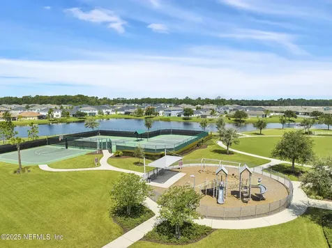 155 Blind Oak Circle St. Johns FL 32095