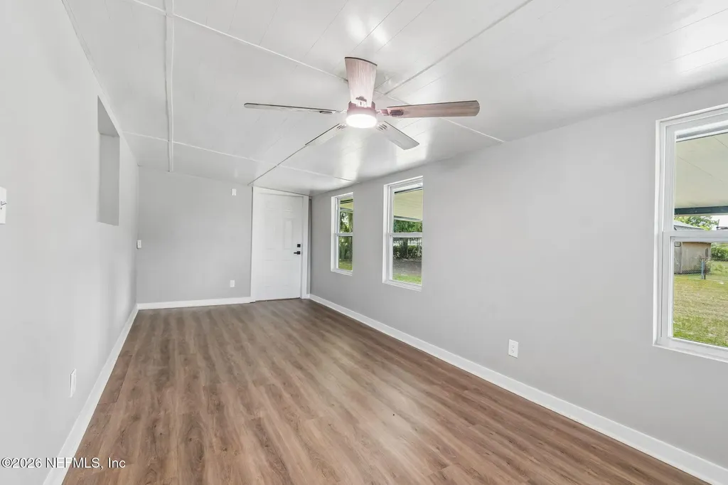350 N 6th Street Macclenny FL 32063