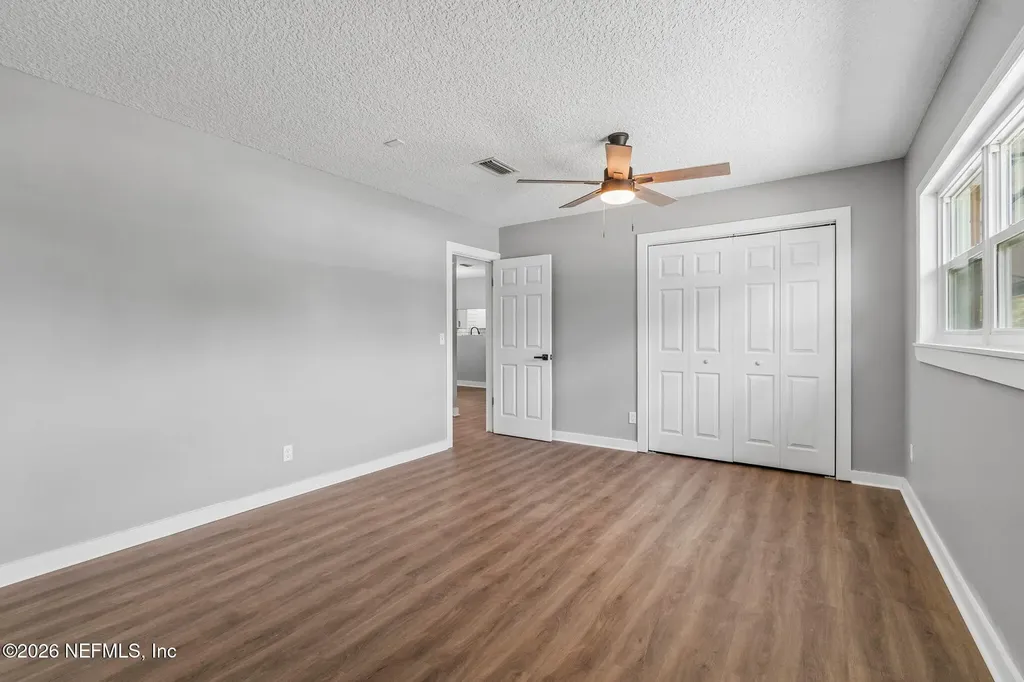 350 N 6th Street Macclenny FL 32063