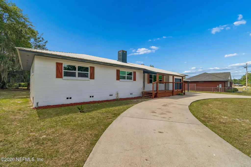 350 N 6th Street Macclenny FL 32063