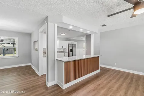 350 N 6th Street Macclenny FL 32063