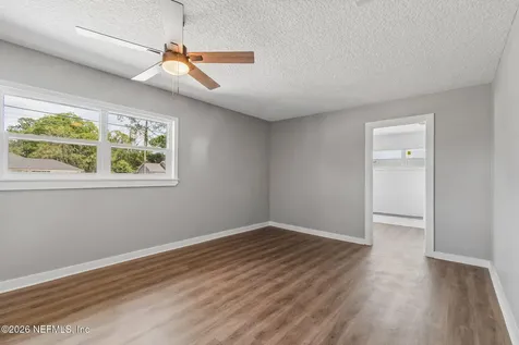 350 N 6th Street Macclenny FL 32063