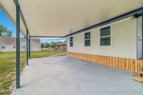 350 N 6th Street Macclenny FL 32063