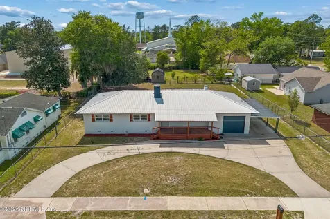 350 N 6th Street Macclenny FL 32063