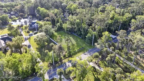 142 Roscoe Boulevard N Palm Valley FL 32082