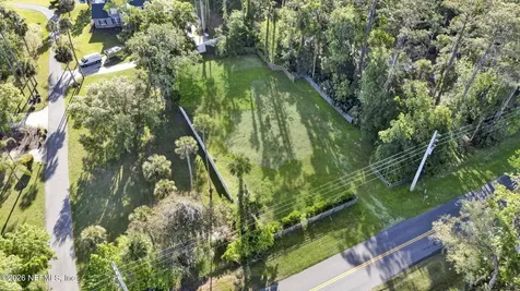 142 Roscoe Boulevard N Palm Valley FL 32082