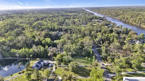 142 Roscoe Boulevard N Palm Valley FL 32082