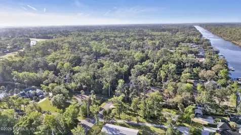 142 Roscoe Boulevard N Palm Valley FL 32082