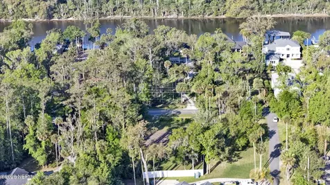 142 Roscoe Boulevard N Palm Valley FL 32082