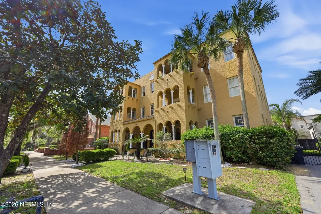 1786 Challen Avenue Jacksonville FL 32205