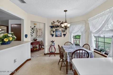 8111 Cayuga Trail N Jacksonville FL 32244