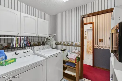 8111 Cayuga Trail N Jacksonville FL 32244