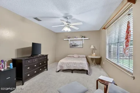 8111 Cayuga Trail N Jacksonville FL 32244