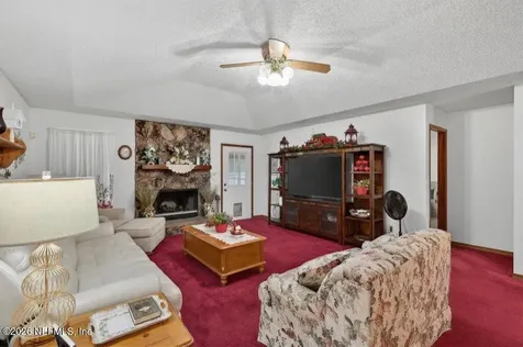 8111 Cayuga Trail N Jacksonville FL 32244
