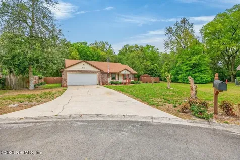 8111 Cayuga Trail N Jacksonville FL 32244