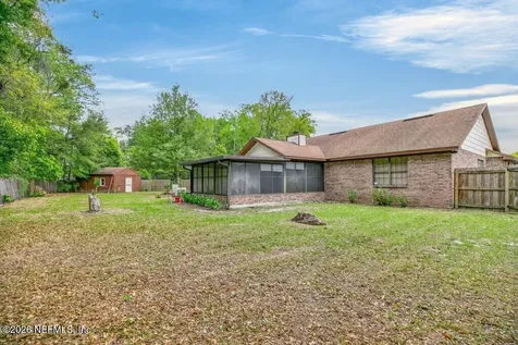 8111 Cayuga Trail N Jacksonville FL 32244