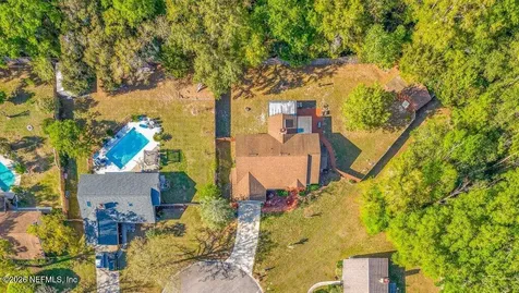 8111 Cayuga Trail N Jacksonville FL 32244