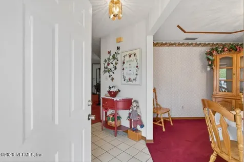 8111 Cayuga Trail N Jacksonville FL 32244