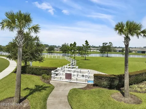 187 Blind Oak Circle St. Johns FL 32095