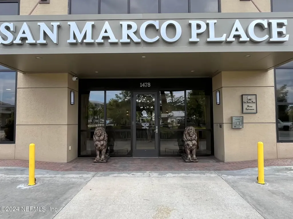 1478 Riverplace Boulevard Jacksonville FL 32207